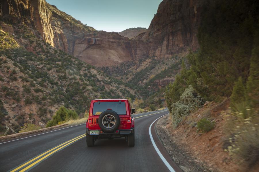  Jeep Wrangler Unlimited Sahara EcoDiesel (JL) 2019 года  (NA) (фото 21 из 39)